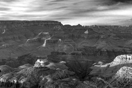 Téléchargez les photos : Vue fantastique sur le grand canyon depuis mathers point, bord sud - en image libre de droit