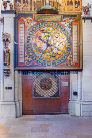 Foto de Famoso reloj astronómico en la catedral de Muenster, Alemania - Imagen libre de derechos
