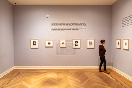 Foto de Muenster, Germany - January 21, 2023: Pablo Picasso exhibition in Muenster and the influence of his women Francoise and Fernande. - Imagen libre de derechos