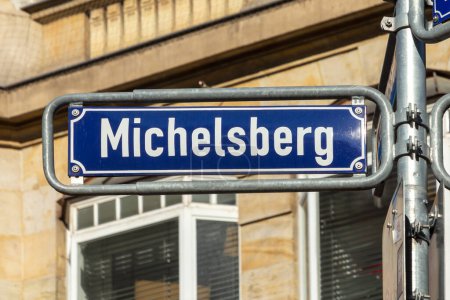 Foto de Old enamel street name sign Michelsweg - engl:  Michaels way - in Wiesbaden, Germany. - Imagen libre de derechos