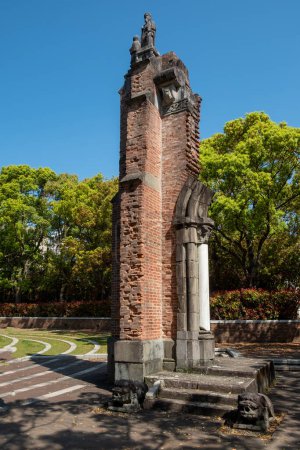 Téléchargez les photos : Restes de la cathédrale d'Urakami à Nagasaki, détruits par la bombe atomique, Japon - en image libre de droit