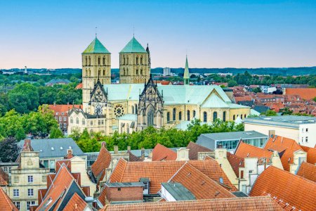 Téléchargez les photos : Antenne de la cathédrale à muenster, Allemagne - en image libre de droit