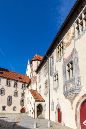 Téléchargez les photos : Château historique à Fuessen, Allemagne - en image libre de droit