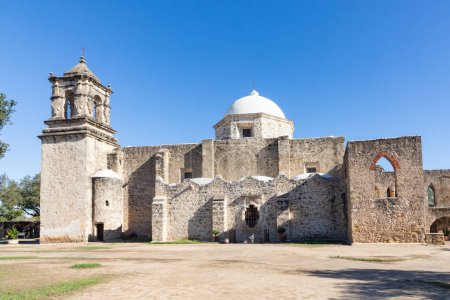 Téléchargez les photos : San Antonio, États-Unis - 31 octobre 2023 : en vue de la mission San Jose au sentier missionnaire de San Antonio, un site du patrimoine mondial de l'Unesco. - en image libre de droit