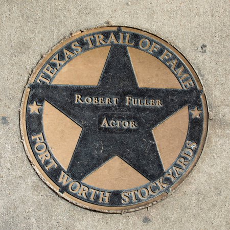 Téléchargez les photos : Fort Worth, Texas - 5 novembre 2023 : le sentier de la renommée du Texas honore Robert Fuller avec une plaque à la marche de la renommée à Fort Worth. - en image libre de droit