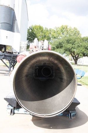Foto de Houston, Estados Unidos - 22 de octubre de 2023: turbina de cohetes en el Houston Space Center en Houston, TX, Estados Unidos. - Imagen libre de derechos