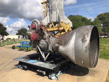 Foto de Houston, Estados Unidos - 22 de octubre de 2023: motor cohete H-1 en el Houston Space Center en Houston, TX, Estados Unidos. - Imagen libre de derechos