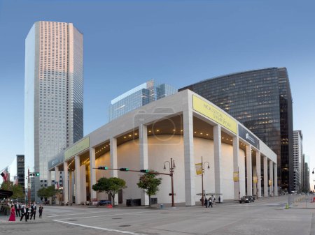Foto de Houston, Estados Unidos - 20 de octubre de 2023: la orquesta sinfónica de houston en el Jones Hall celebra en 2023 50 años en el Jones Hall. - Imagen libre de derechos