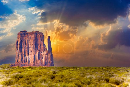 Monument Valley in Arizona, scenic view to Merrik Butte