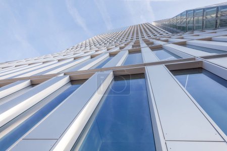 Foto de Ventanas de edificios de oficinas, fondo de negocios fresco - Imagen libre de derechos