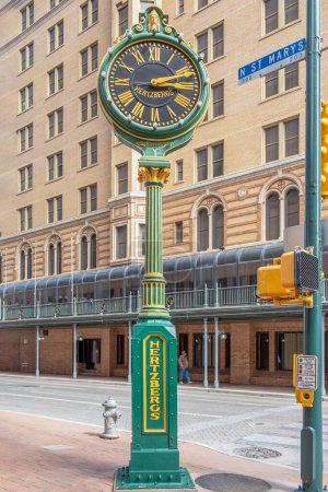 Photo for San Antonio, USA - October 31, 2023:   The Hertzberg Clock is a historic landmark located at the intersection of Houston and St Mary's streets and was installed in 1878. San Antonio, Texas, USA. - Royalty Free Image