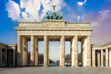Foto de Vista panorámica de la Puerta de Brandeburgo en Berlín - Imagen libre de derechos