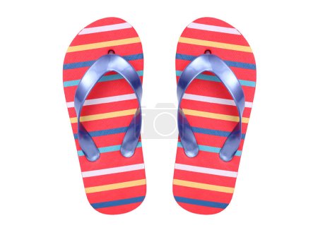 Téléchargez les photos : Paire de sandales flip-flop rayées isolées sur fond blanc - en image libre de droit