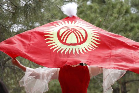 Foto de Kirguistán. Actuación de danza folclórica en el festival - Imagen libre de derechos