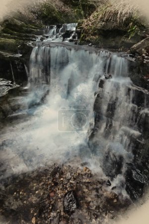 Téléchargez les photos : Aquarelle numérique paysage peinture de cascade dans le Yokrshire Dales en Angleterre pendant l'hiver - en image libre de droit