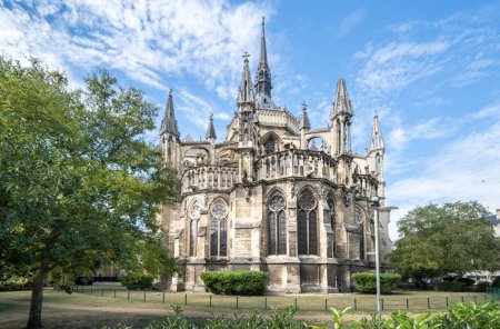 Foto de Antigua catedral gótica de Reims, Francia - Imagen libre de derechos