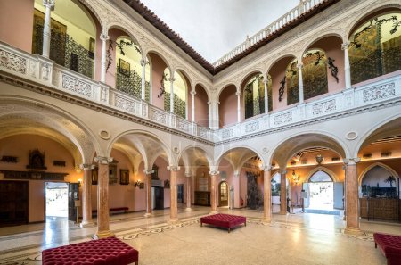 Interior de la famosa Villa Ephrussi de Rothschild en Niza, Francia