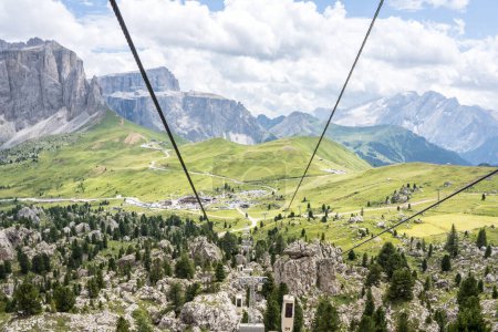 Telecabina Sassolungo en Val Gardena, Tirol del Sur, Italia