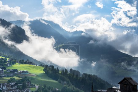 Panoramablick auf St. Ulrich, Dolomiten, Südtirol, Italien