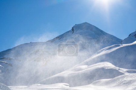 Montagne enneigée d'hiver Allalin, Saas-Fee, Suisse