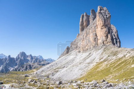 Téléchargez les photos : Tre Cime di Lavaredo (Drei Zinnen), Dolomiti di Sesto (Sextener Dolomiten), Italie - en image libre de droit