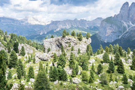 Berühmtes Sellagruppe-Massiv im Sommer, Südtirol, Italien