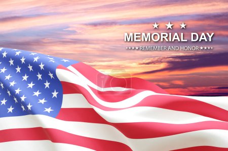 Día de los Caídos - Recordar y Honor fondo. USA Memorial Day celebración. Bandera de Estados Unidos contra el cielo del atardecer
