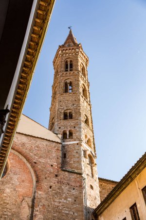 Badia Fiorentina abadía e iglesia ahora el hogar de las Comunidades Monásticas de Jerusalén situado en la Via del Proconsolo, Florencia, Italia.