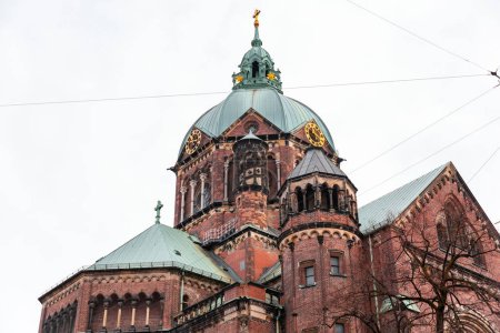 Iglesia de San Lucas, Lukaskirche es la iglesia protestante más grande de Munich, al sur de Alemania, construida entre 1893 y 1896.