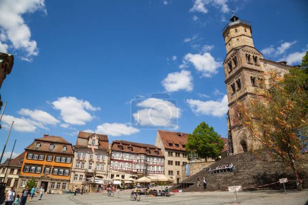 Foto de Schwaebisch Hall es una de las ciudades medievales más bellas de Alemania. Está situado en el río Kocher en el estado federal de Baden-Wuerttemberg en Alemania - Imagen libre de derechos