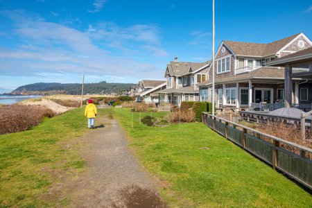 Barrio de propiedades inmobiliarias en Canon beach Oregon state.