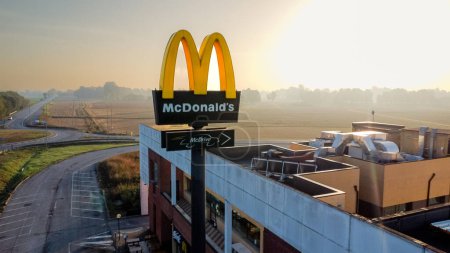 Photo for Aerial view of a burger king restaurant tall roadside tall signage - Royalty Free Image