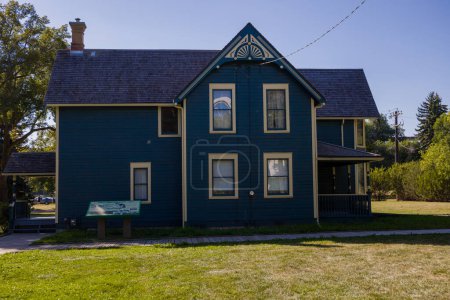 Foto de Museo de John Walter, un inmigrante de Escocia. Casas de madera azul del siglo XIX. Edmonton, Alberta, Canadá - Imagen libre de derechos