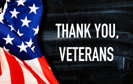 Foto de Tekt gracias veteranos con bandera de EE.UU.. - Imagen libre de derechos