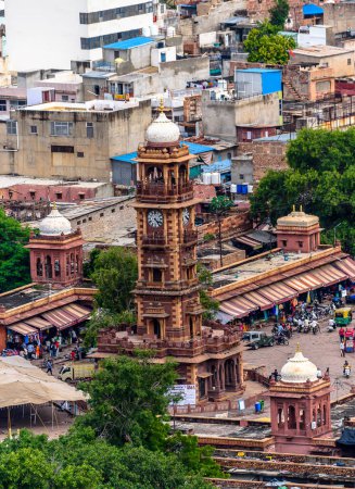 Téléchargez les photos : 23 août 2022 : Ghanta Ghar, également connu sous le nom de tour de l'horloge du Rajasthan, est dans la ville indienne de Jodhpur. - en image libre de droit