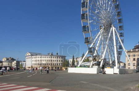 Foto de Kiev, Ucrania. 9 de abril de 2024 Vista de la plaza Kontraktova en Kiev en primavera - Imagen libre de derechos