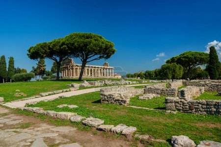 Restos de la antigua ciudad de Paestum que datan de alrededor de 550 a 450 aC..