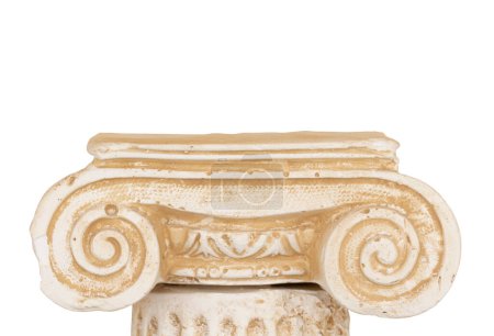Téléchargez les photos : Old stone pillar top stand for display isolated on white - en image libre de droit