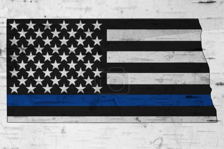 Téléchargez les photos : Drapeau bleu mince américain sur la carte du Dakota du Nord pour votre soutien aux policiers - en image libre de droit