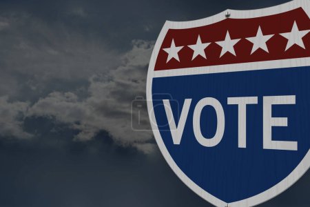 Foto de Mensaje de voto en la carretera de EE.UU. signo con cielo tormentoso - Imagen libre de derechos
