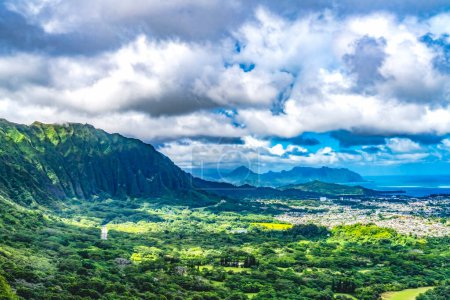 Foto de Colorido Kaneohe City Bay Nuuanu Pali Outlook Verde Koolau Cordillera Oahu Hawaii Construido 1958 Vista Barlovento Oahu - Imagen libre de derechos