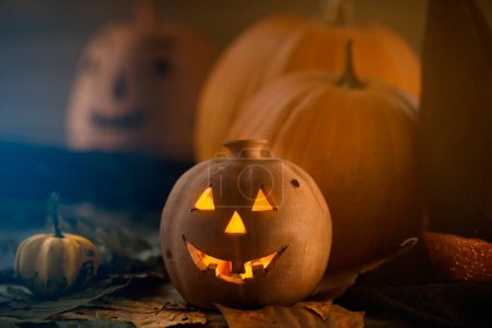 Téléchargez les photos : Halloween citrouille Jack-o-lanterne fermer - en image libre de droit