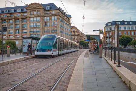 Téléchargez les photos : STRASBOURG, GRAND EST, FRANCE - CIRCA AOÛT 2023 : Le paysage urbain de Strasbourg en France. - en image libre de droit