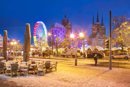 Photo for ERFURT, THURINGIA, GERMANY - CIRCA DECEMBER 2023: Christmas Market in Erfurt, Germany. - Royalty Free Image