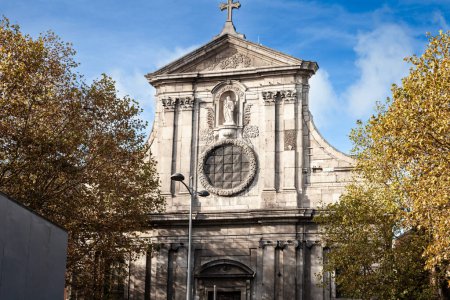 Téléchargez les photos : Eglise des Beneditines église à Liège, Belgique. C'est une église catholique du 17ème siècle, faisant partie de l'abbaye de la paix, un point de repère de Liège - en image libre de droit