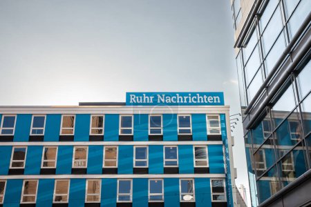 Photo for DORTMUND, GERMANY - NOVEMBER 5, 2022: Ruhr Nachrichten logo on their main office in Dortmund. Ruhr Nachrichten is a German newspaper from the Ruhr region. - Royalty Free Image
