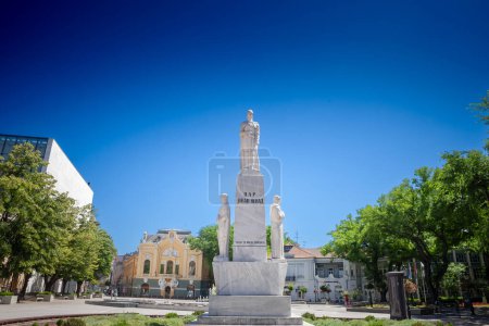Photo for SUBOTICA, SERBIA - JULY 17, 2022: Car Jovan nenad statue on Subotica's main square. Inaugurated in 1927 and designed by Petar Palavicini, it's dedicated to a Serbian medieval commander. - Royalty Free Image
