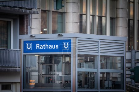 Photo for DUISBURG, GERMANY - NOVEMBER 7, 2022: Sign of the U-Bahn of Duisburg. Duisburg U-Bahn, or Duisburg Stadtbahn, is the urban tram and railway train system. - Royalty Free Image