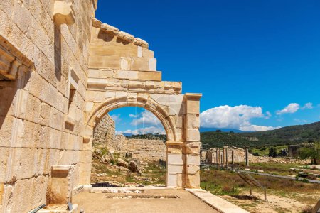 Foto de Ruinas de Patara, una antigua ciudad de Lycian cerca de Kalkan en la provincia de Antalya, Turquía. - Imagen libre de derechos