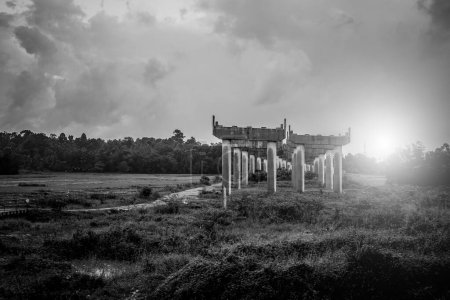 Foto de Una autopista abandonada Blanco y negro en Sri Lanka - Imagen libre de derechos
